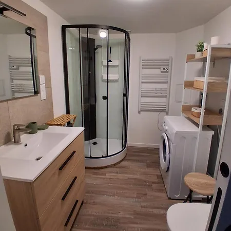 Grand Mezzanine Au Calme Dans L'hypercentre Apartment Rochefort (Charente-Maritime)